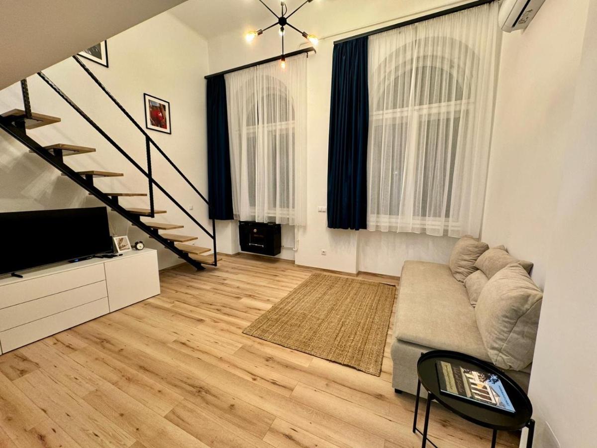 Downtown Double Room Deluxe With Joint Kitchen بودابست المظهر الخارجي الصورة