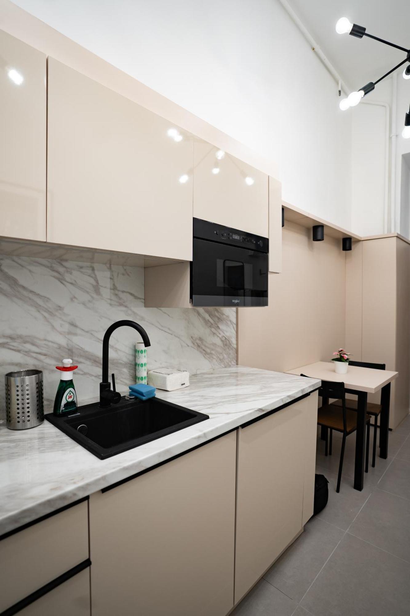 Downtown Double Room Deluxe With Joint Kitchen بودابست المظهر الخارجي الصورة