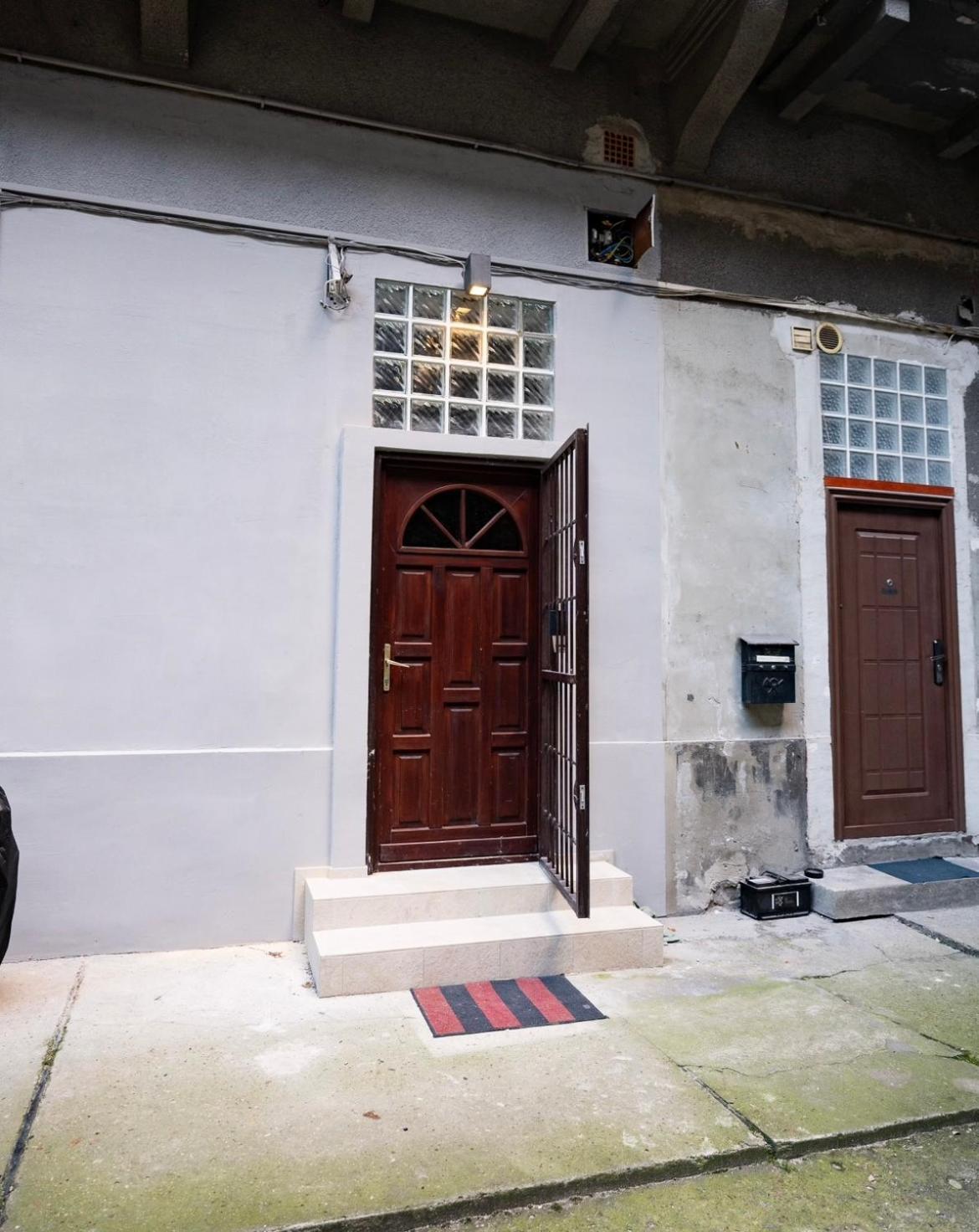 Downtown Double Room Deluxe With Joint Kitchen بودابست المظهر الخارجي الصورة